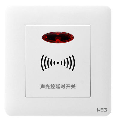 Sonido montado en la pared de la serie de W3SG 5V 2.1A Fussion e interruptor de control ligero