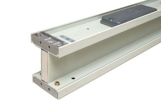 Bocadillo Busduct del sistema IP54 IEC61439-6 690V 6300A de Busway de la baja tensión
